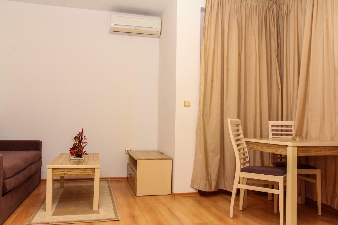 Guest Apartments Salena Slantchev Briag Extérieur photo