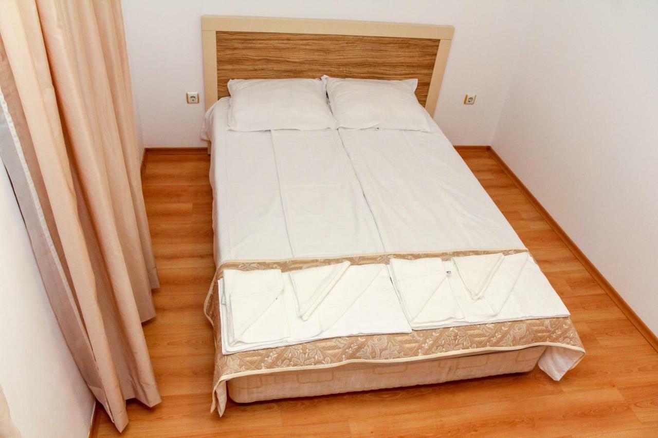 Guest Apartments Salena Slantchev Briag Extérieur photo