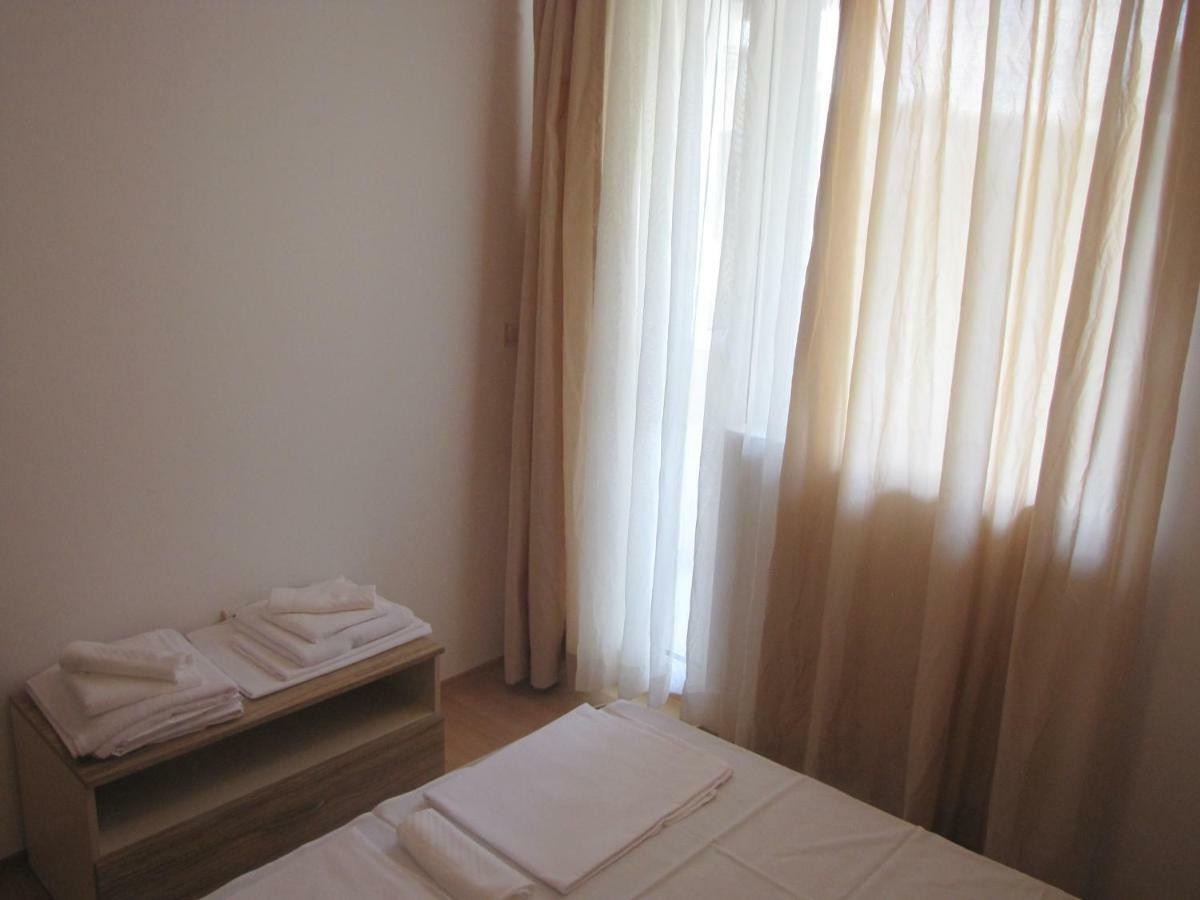Guest Apartments Salena Slantchev Briag Extérieur photo