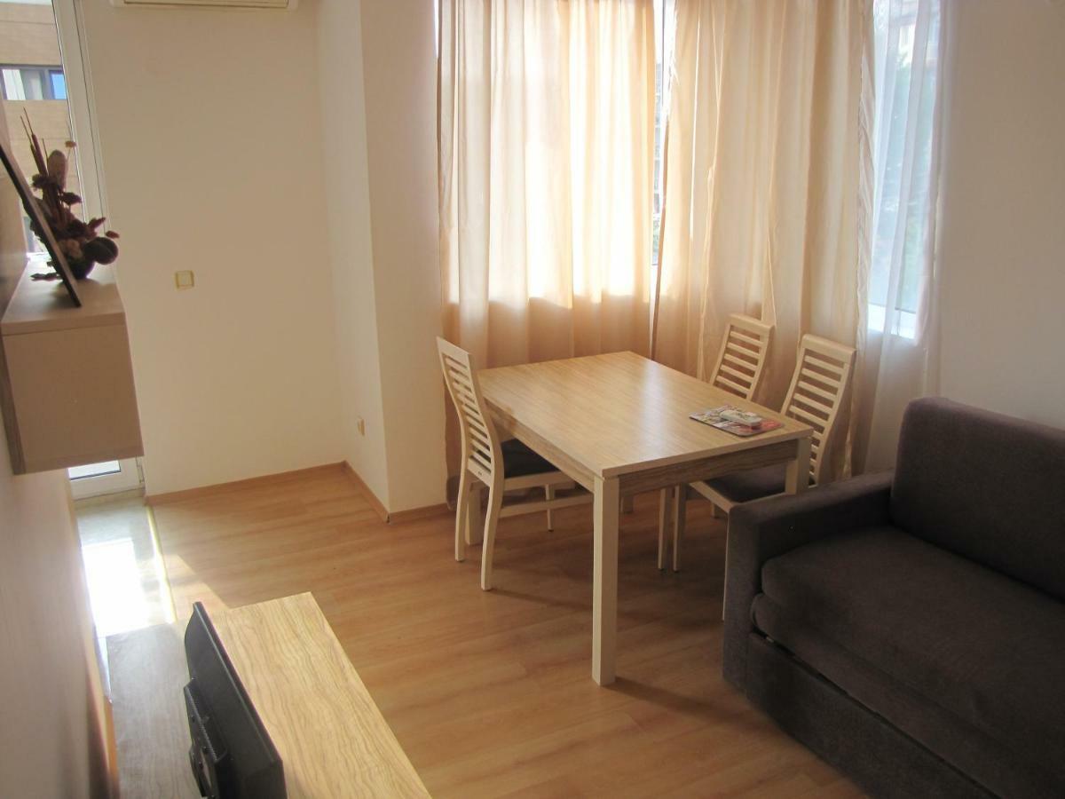 Guest Apartments Salena Slantchev Briag Extérieur photo