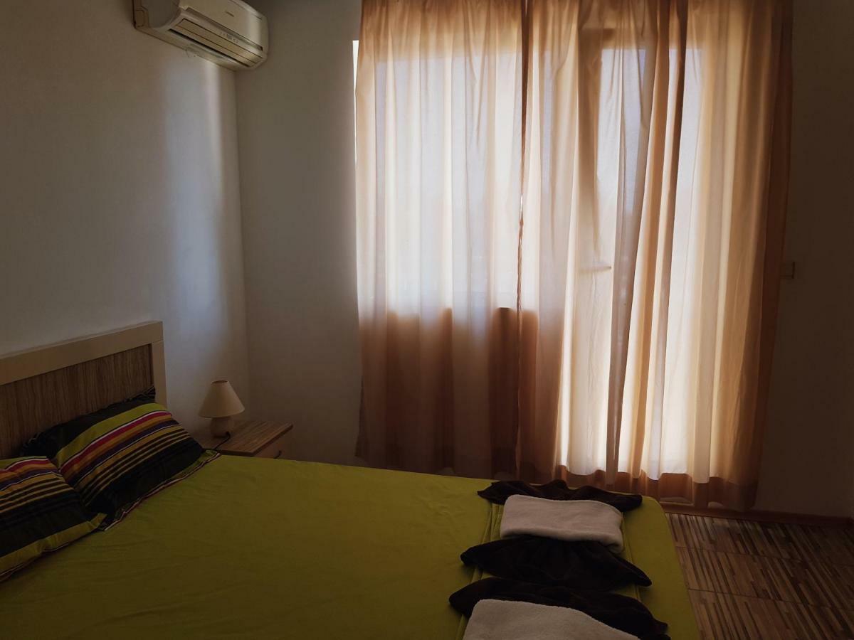 Guest Apartments Salena Slantchev Briag Extérieur photo