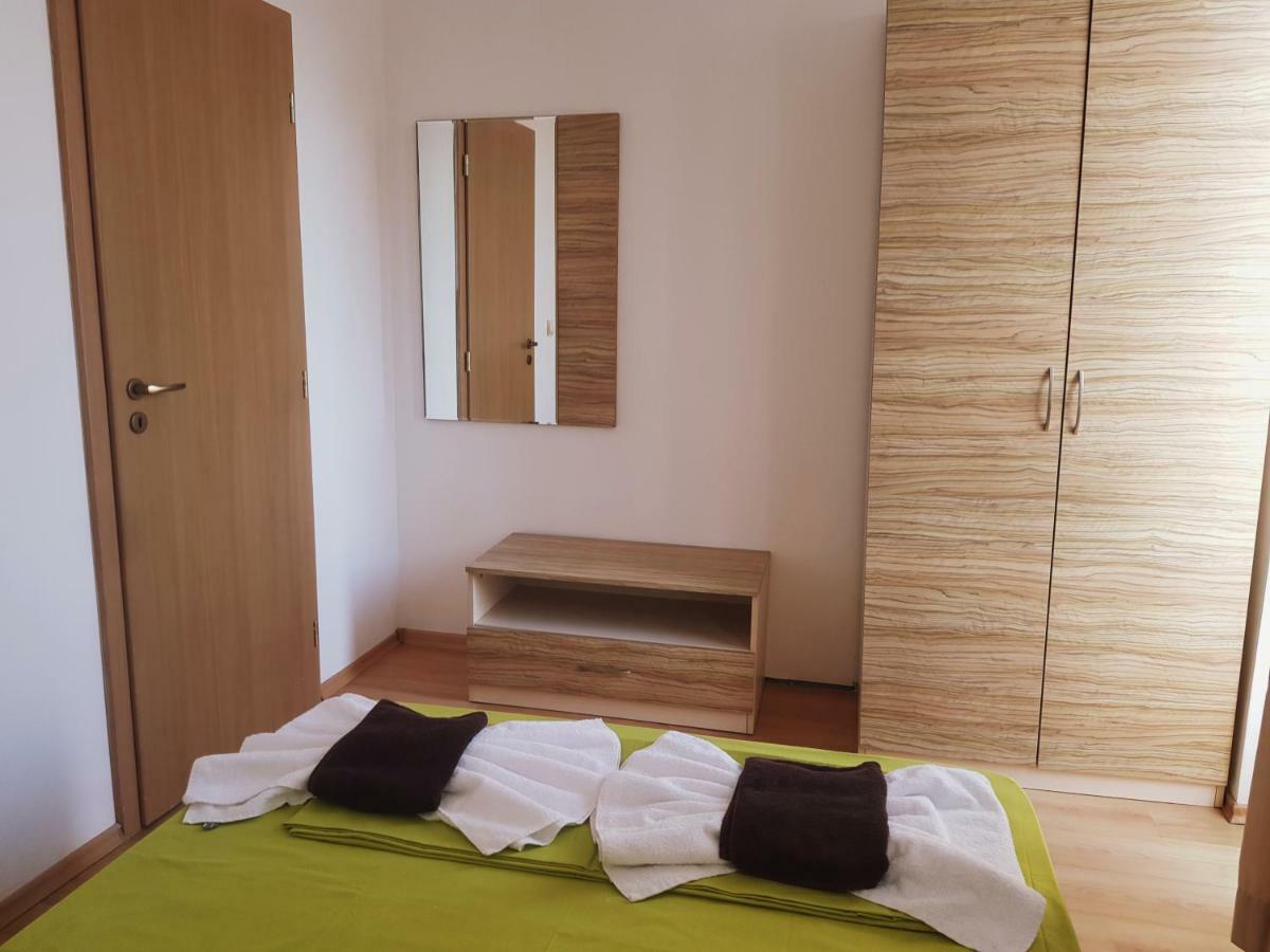 Guest Apartments Salena Slantchev Briag Extérieur photo